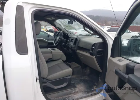 2018 Ford F-150 Xl z USA, uszkodzony, nr VIN 1FTMF1C57JKE87037